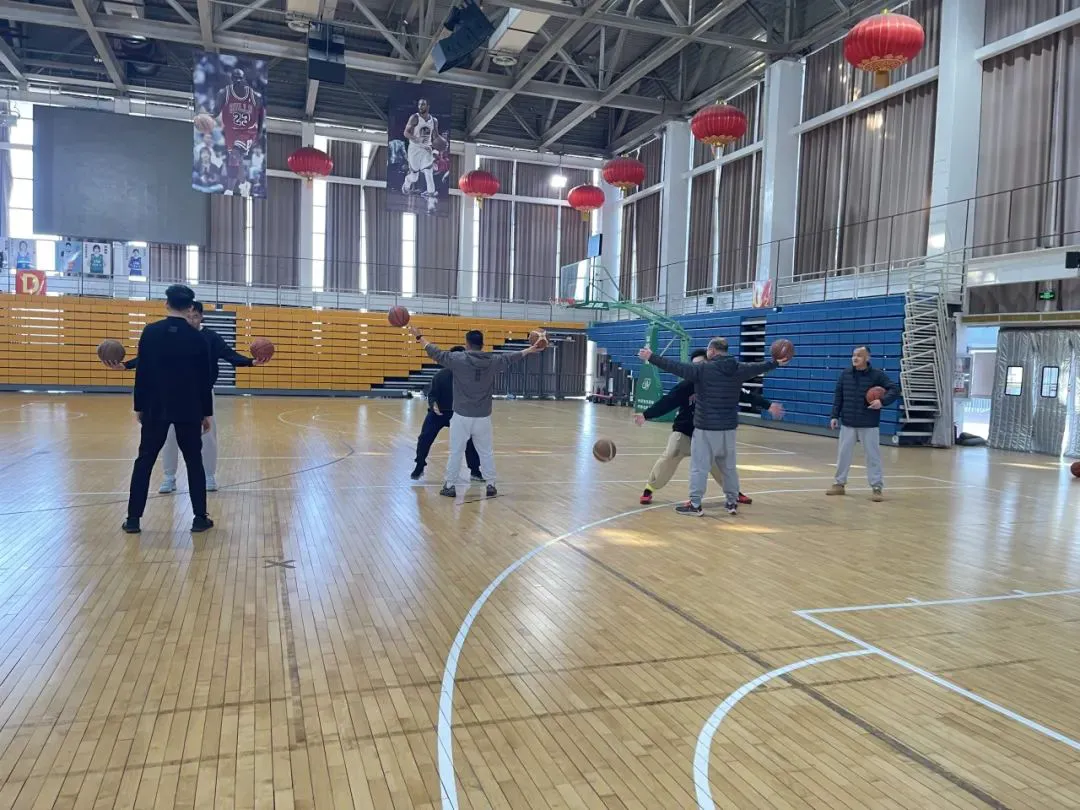 如何通过小组训练提高团队协作能力_1